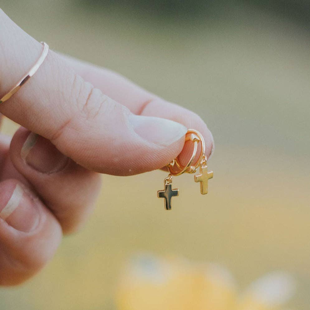 Cross Hoops: Gold