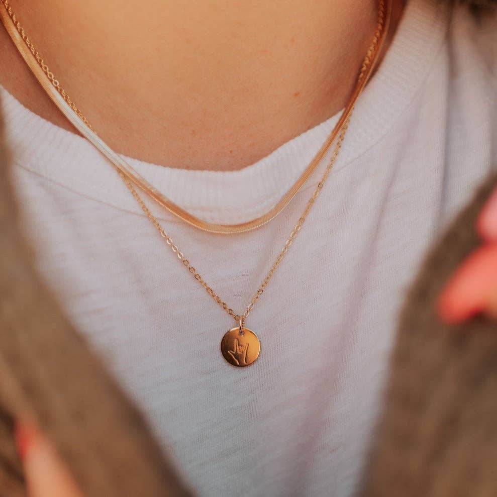 I Love You Necklace: Gold / 17.5"
