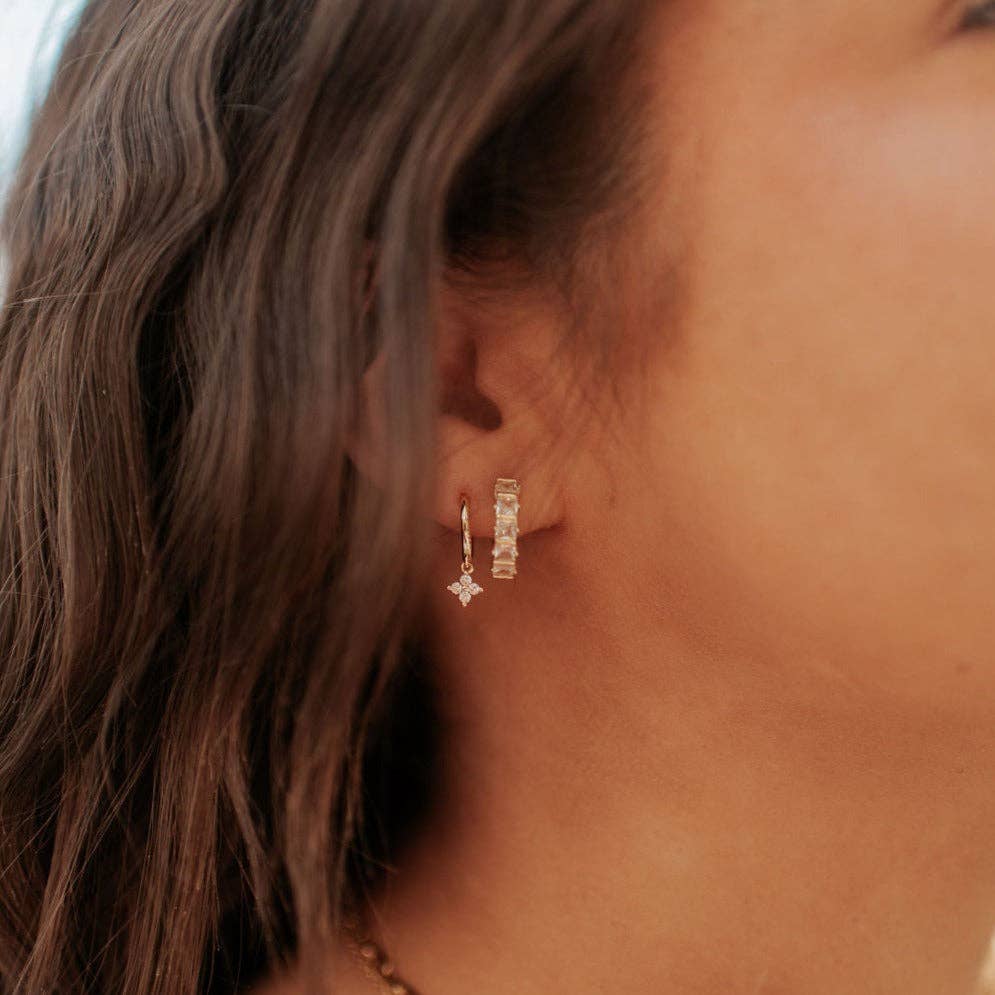 Margot Hoops: Gold