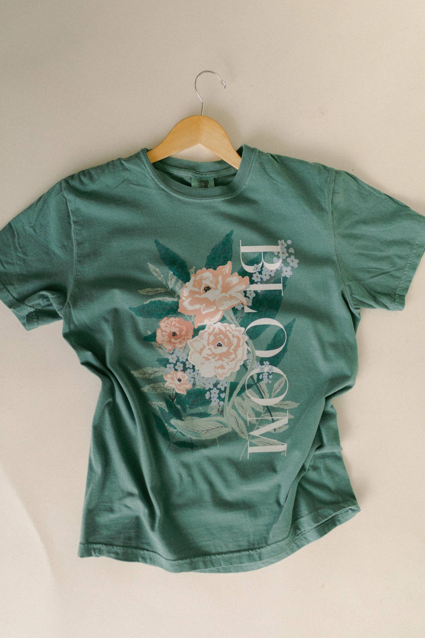 Bloom Graphic Tee (Small-3X)