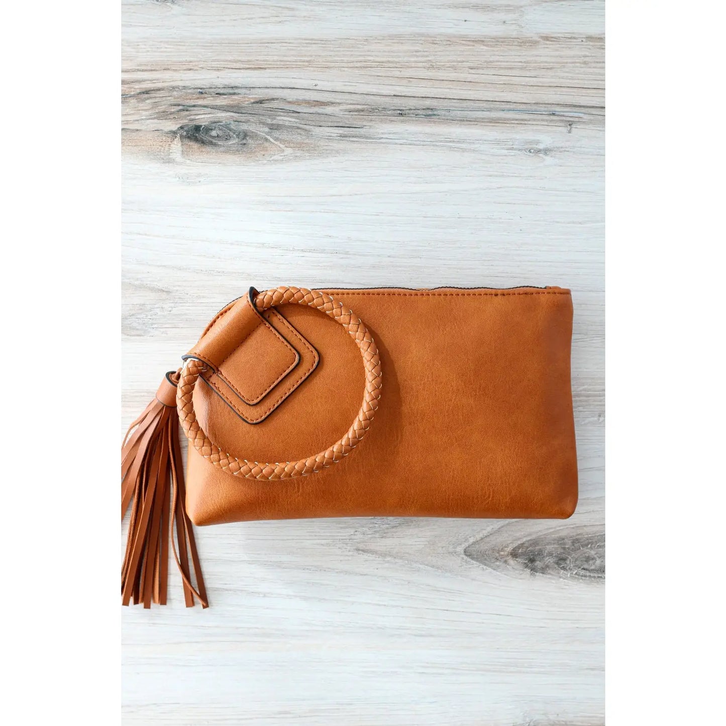 The Caroline Clutch - Camel